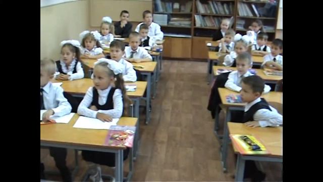 в первый класс 2011 г. 17 школа. г.Дружковка смотреть онлайн