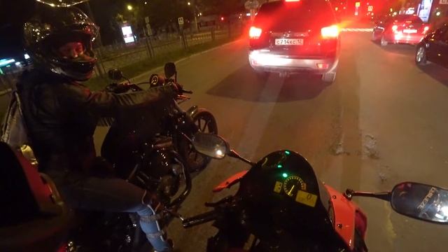 Катаю по городу на CBR 600 RR, Часть #2 Прохватили с Аней(Harley-Davidson) смотреть онлайн