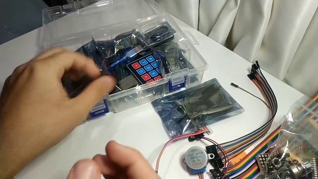 РАСПАКОВКА ARDUINO-SET (Набор Ардуино)