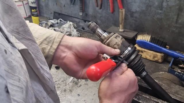 Установка ленточного хомута