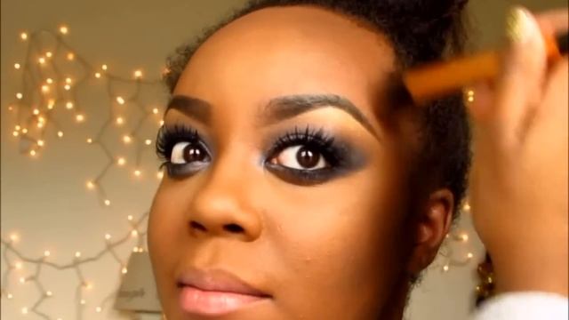 CURRENT FOUNDATION ROUTINE| Mini Review on Kryolan TV Paint Stick! смотреть онлайн