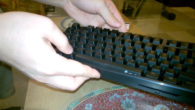 DIY: Ducky ONE Keyboard Detailed Disassembly Guide смотреть онлайн