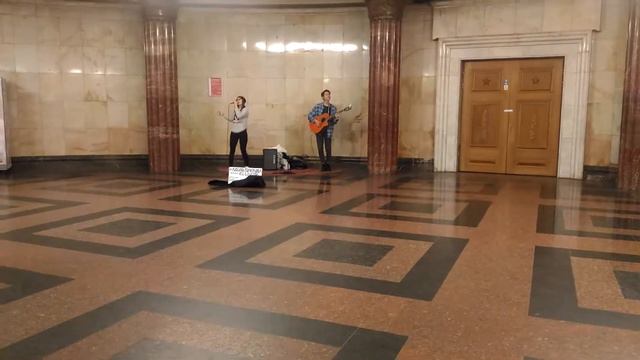 Музыканты в метро смотреть онлайн