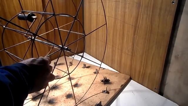 Самодельные катушки для поливочных шлангов мастер класс от Дачника смотреть онлайн
