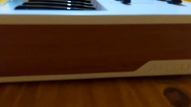 Unboxing Arturia Keylab Essential 61 смотреть онлайн
