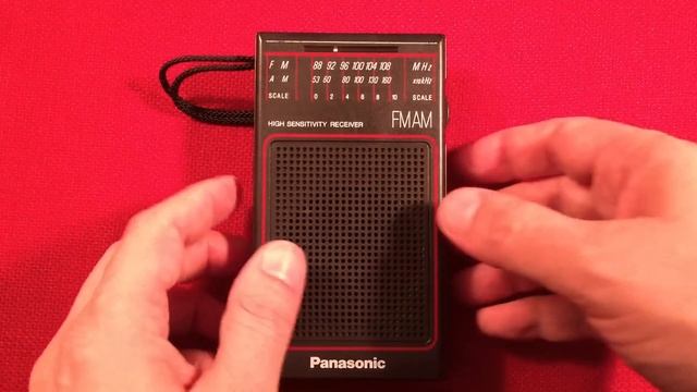 Panasonic RF-502 AM FM Portable Radio | Full Review смотреть онлайн