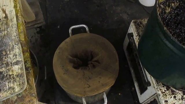 Перетопка воска. Воскопресс "Лисица". Своими руками. смотреть онлайн