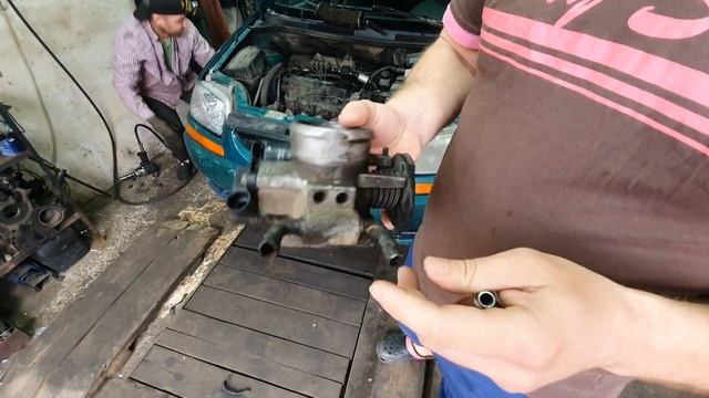 шевроле авео т200 замена трубок охлаждения дроссельной заслонки !!! смотреть онлайн