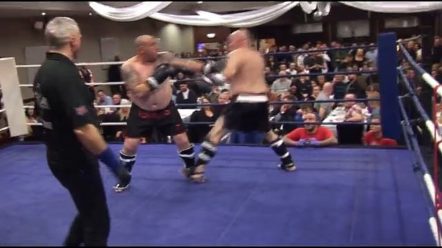 F8 TONY CROOKES V'S CHRIS FOSTER смотреть онлайн