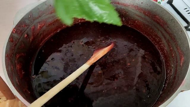 Варенье из крыжовника с нотками смородины.Изумительно вкусный рецепт у Ларисы. смотреть онлайн