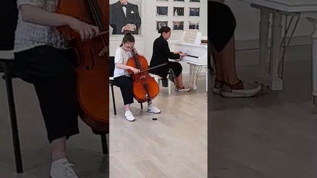 Jenkinson Dance - Дженкинсон Танец Cello смотреть онлайн