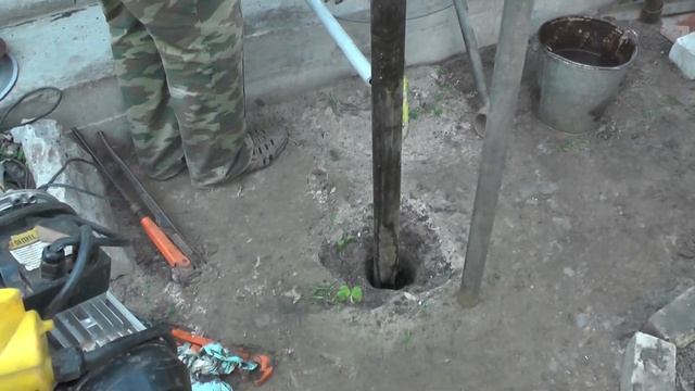 Скважина на воду гнала песок. Перебурили. смотреть онлайн