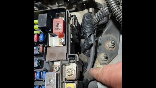 2002-2006 Honda CRV Positive Battery Cable Replacement