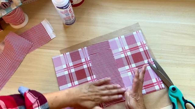 Easy Christmas Junk Journal Tutorial Using Wrapping Paper and Gift Boxes / TJ Maxx Haul / Easy Craf смотреть онлайн