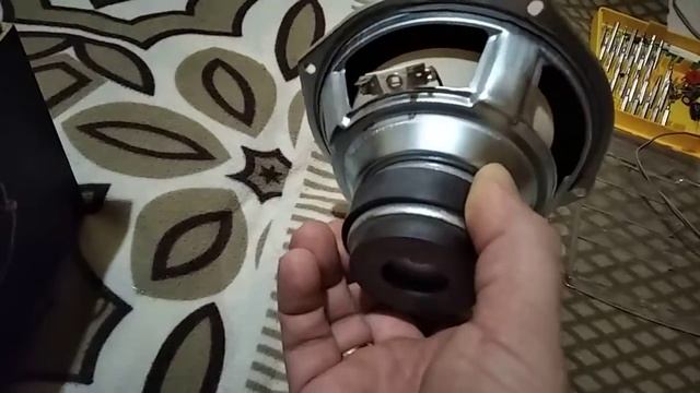 Процесс доработки колонок Sony SS-GNZ5D. Качественный звук дёшево. Часть 2 смотреть онлайн