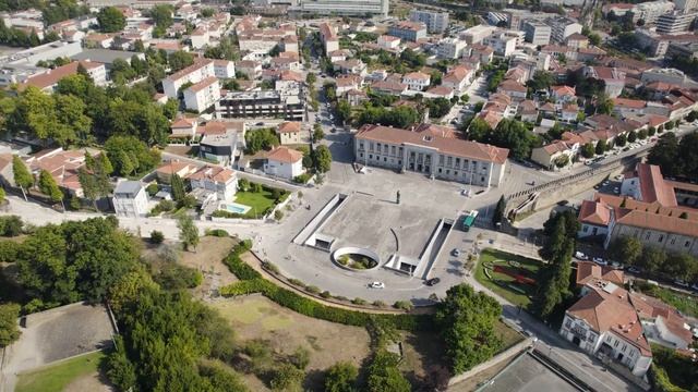 Guimarães ● Portugal ??【4K】 Aerial Cinematic Drone [2023] смотреть онлайн