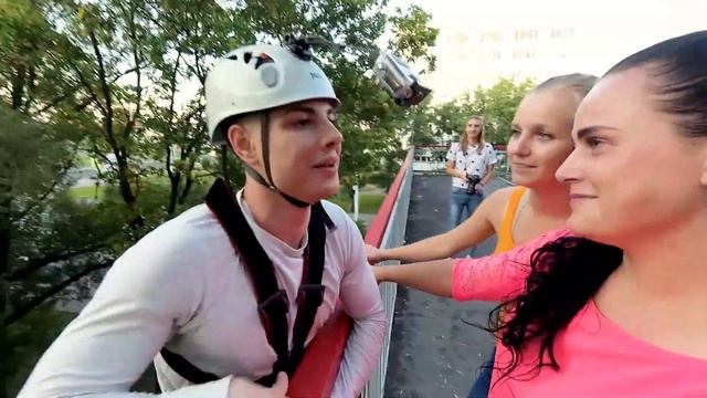 ПРОБУЮ ПРЫГНУТЬ С МОСТА | ОЧЕНЬ СТРАШНО смотреть онлайн