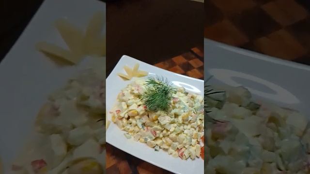 Краб. Крабовый салат. Красивая и скромная подача. как приготовить салат. рецепт #mistercookchief .? смотреть онлайн