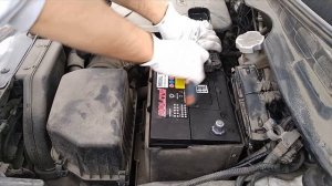 ЗАМЕНА АККУМУЛЯТОРА / HYUNDAI IX35