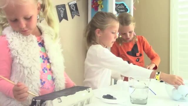 Easy DIY | Halloween Party Game For Kids | Egg Carton & Golf Ball Craft