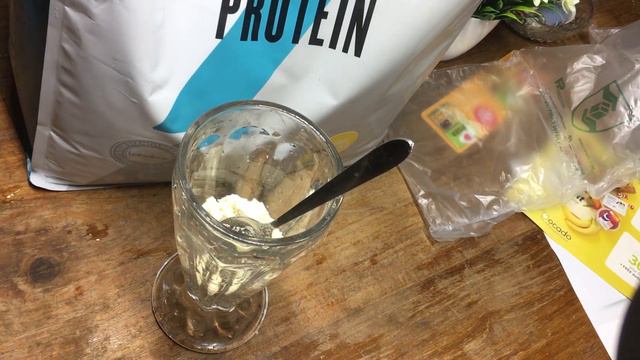 MyProtein Impact Whey 5 Kgs 11 lbs bag Unboxing and Taste Test- Natural Banana смотреть онлайн