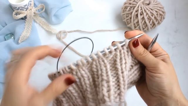 ШАПКА-РЕЗИНКА С УДЛИНЕННОЙ МАКУШКОЙ • Мастер класс смотреть онлайн