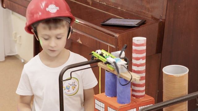 Три соликамские команды представят Пермский край на робототехническом чемпионате в Красноярске смотреть онлайн