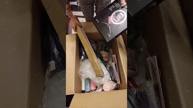 Большая распаковка из магазина в Одноклассниках смотреть онлайн