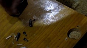 Как восстановить резьбу в ДСП.Ремонт мебели  восстановление  резьбы в ДСП .