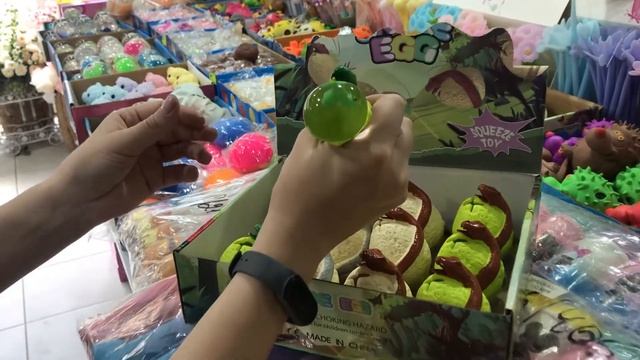 Антистресс «Яйцо змеи» смотреть онлайн