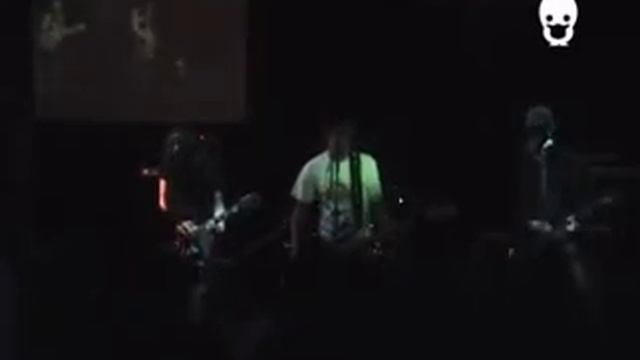 Fifty One - 04 - 51 Motivos (Ao Vivo Outs 18 11 2005) Romis @LBVIDZ смотреть онлайн