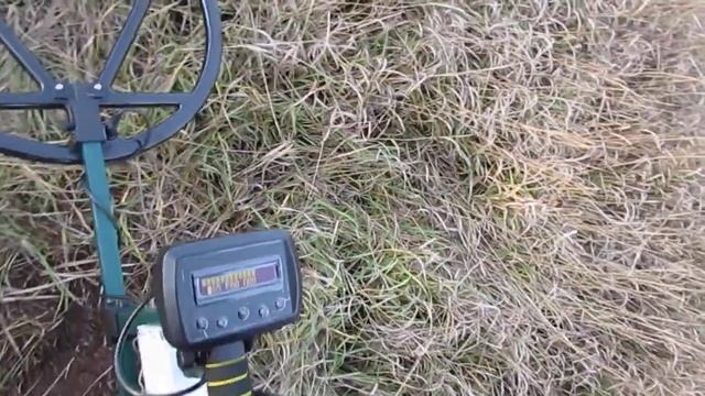 Поиск глубинником МГ-17 на запашке 9 смотреть онлайн