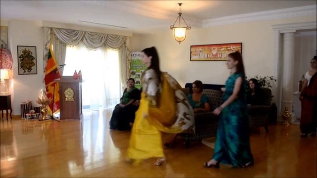 Sri Lankan Open Air Short film festival and Batik fashion parade смотреть онлайн