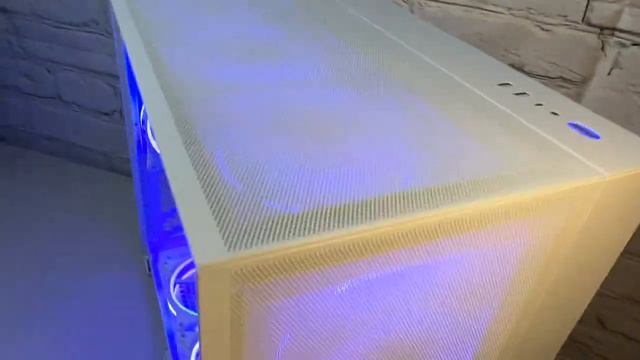 Colorful Vision in White 4K- Gigabyte RTX 3080 Vision | AMD Ryzen 7 5800X смотреть онлайн