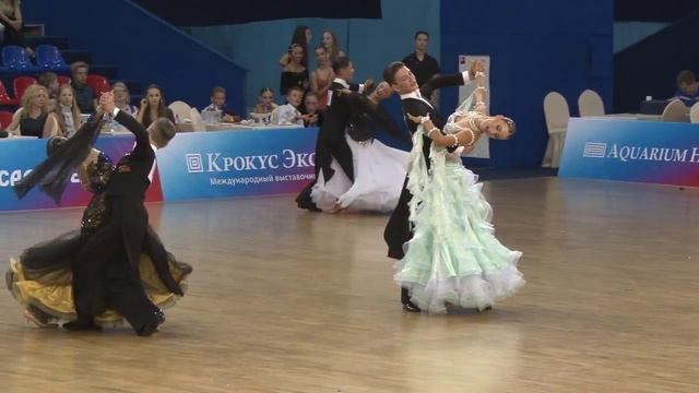 Куриганов Александр - Цвелева Алла, венский вальс смотреть онлайн