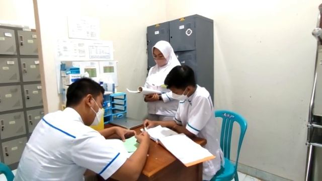 TIMBANG TERIMA I UHB I STASE MANAJEMEN KEPERAWATAN смотреть онлайн