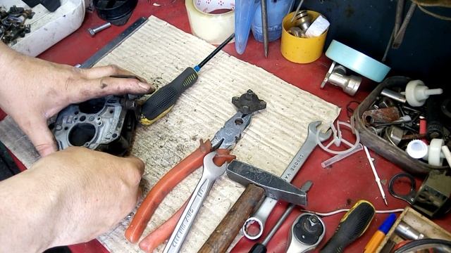 Как сделать карбюратор солекс для Фиат Уно 1500 своими руками. Do the Solex carburetor for Fiat Uno смотреть онлайн