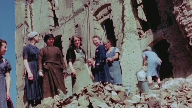 Berlin in July 1945 HD p25 смотреть онлайн