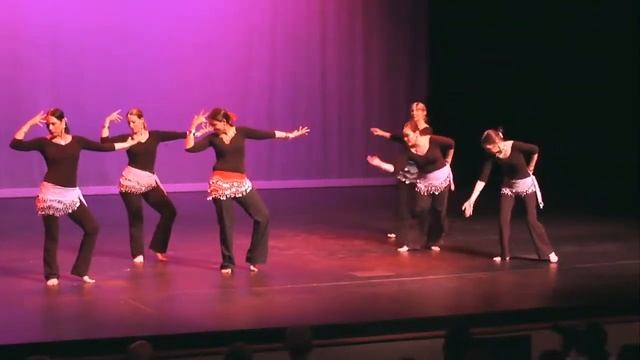 Bollywoodiowa Group Dance смотреть онлайн