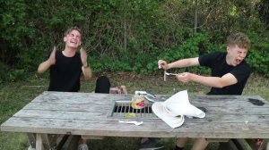 Russia Paver пробует сюрстреминг | Наблевал на лицо друга