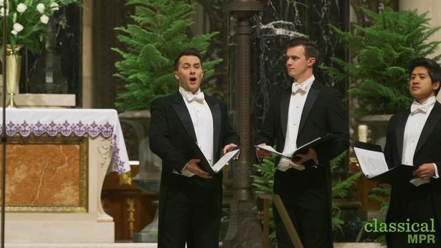 Chanticleer performs Biebl's 'Ave Maria' at the Cathedral of St. Paul смотреть онлайн
