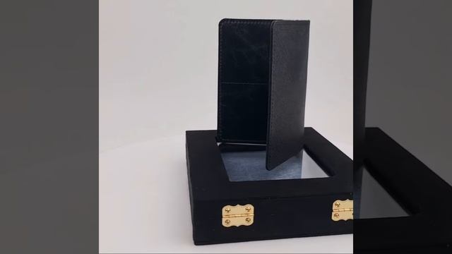 Обложка для паспорта "Saffiano" с накладкой "Gorgone Luxus Antiqua" (в подарочной коробке) смотреть онлайн