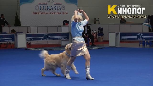 Dance "Pilots" / Dog dancing show "Eurasia 2012 / Russia / Moscow". Freestyle. смотреть онлайн