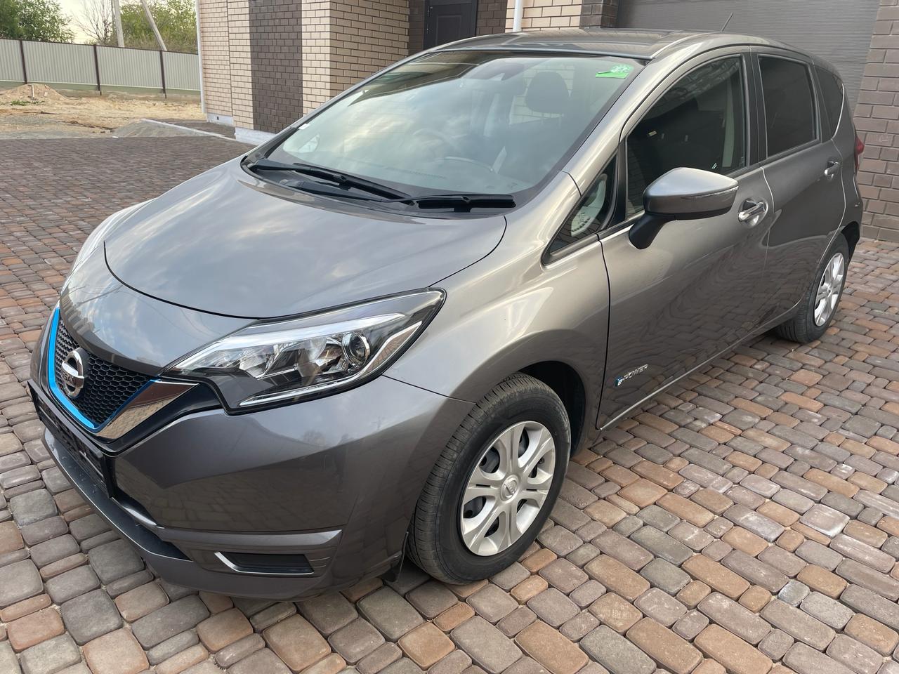 Nissan Note e-Power 2017 г.в, Гибрид V-1.2 (79 л.с.). смотреть онлайн
