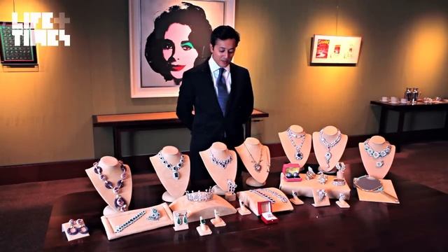 Diamond Is Forever | Elizabeth Taylor | Life + Times смотреть онлайн
