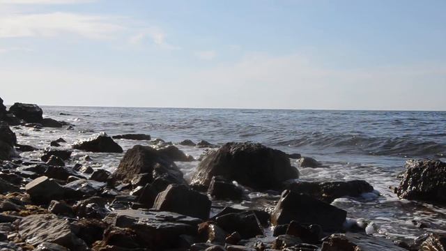 Море и волны июня, лето 2020 смотреть онлайн