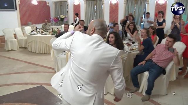 Супер танец молодоженов на свадьбе ●●(Роял и Гюнай -2015) HD смотреть онлайн