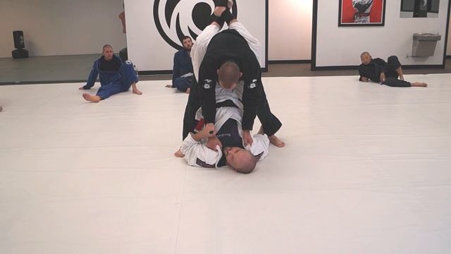 BJJ Sweeps: Standing Pendulum Sweep from Guard смотреть онлайн