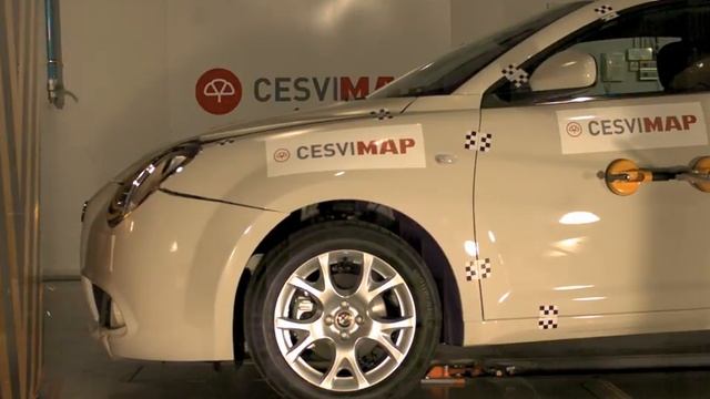 Crash test delantero Alfa Romeo Mito смотреть онлайн