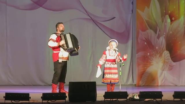 Солистка детского ансамбля народной песни и танца "Отрадушка" смотреть онлайн